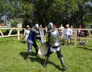 pokazy-rycerskie-23