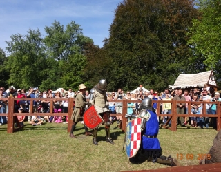 pokazy-rycerskie-37